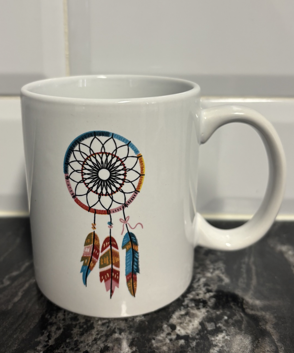 Taza de cerámica blanca con diseño “ atrapa sueños ” en la parte trasera, estilo original y moderno