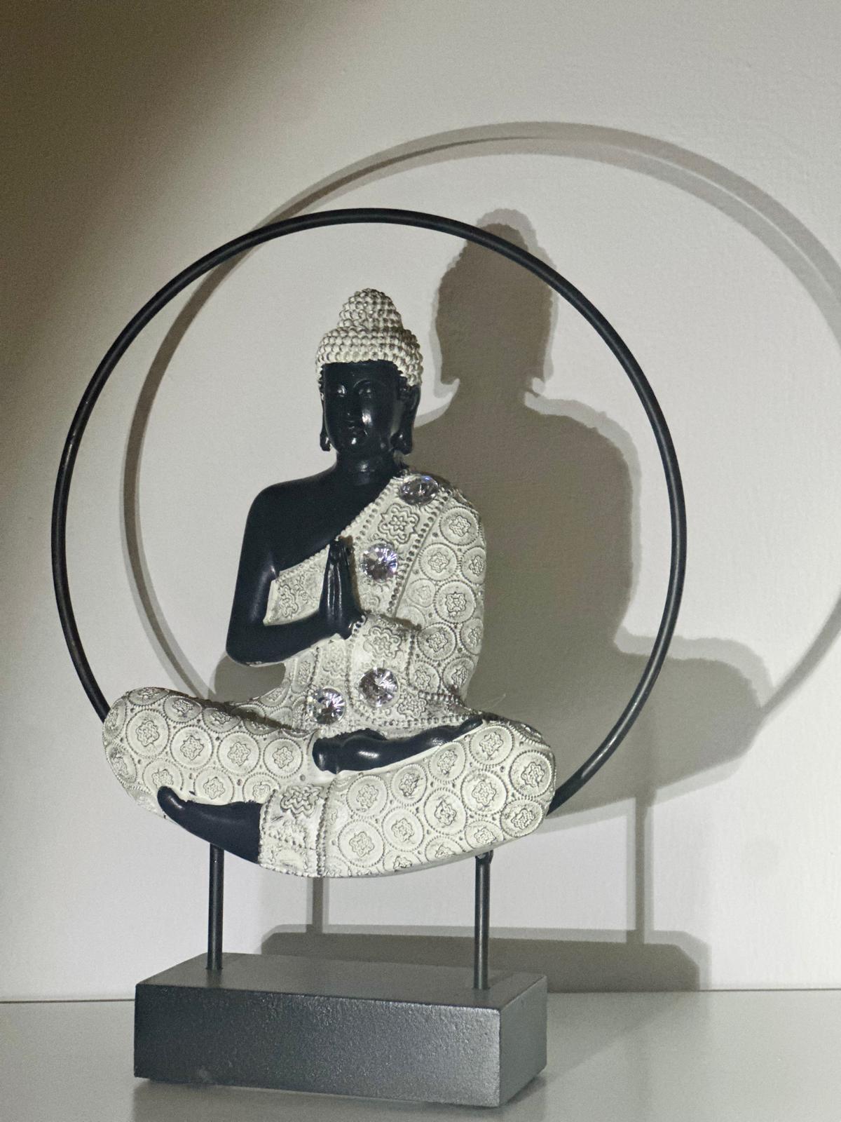 ✨ Buda Deco Metal con Círculo Redondo ✨ ACHO HOME