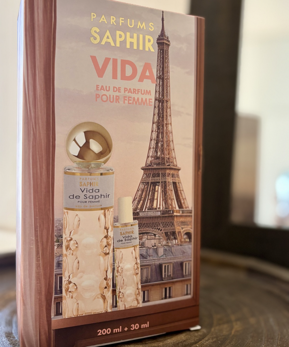 Caja del pack perfume Vida de Saphir para mujer, incluye formatos 200ml y 30ml, diseño elegante y femenino