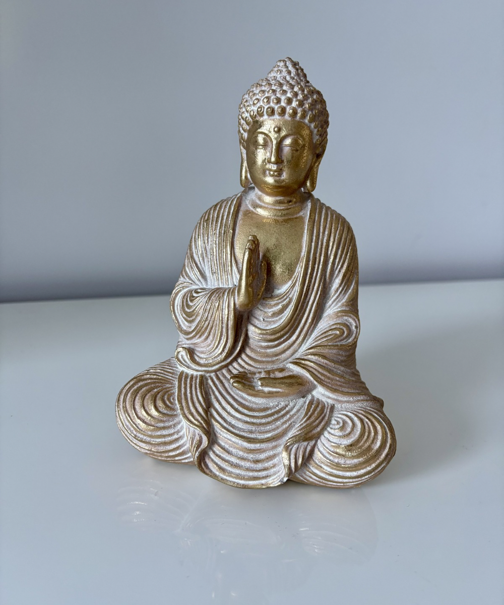 Figura decorativa Buda Shanti de resina con cesto funcional, estilo zen oriental para salón, estantería o recibidor en el hogar