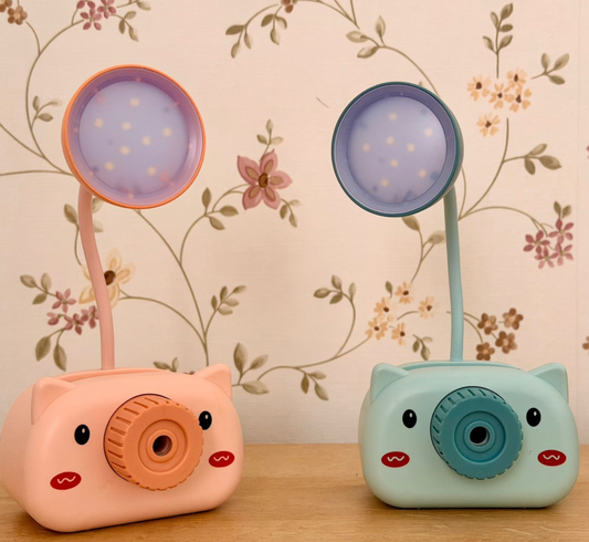 Lámpara Kawaii Cat Lamp de ABS y LED, diseño minimalista y kawaii en rosa pastel y verde menta, iluminación decorativa para habitación infantil