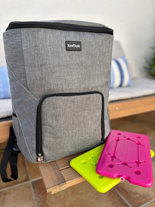 Mochila térmica KMT Style de 21 litros en color gris, compacta y práctica para playa y excursiones