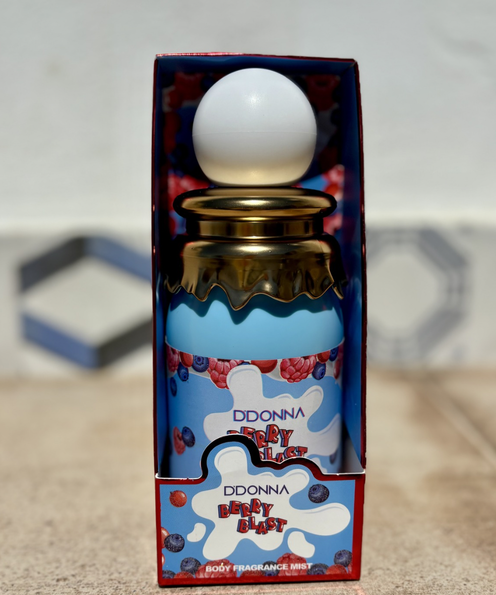 Fragancia corporal Berry Blast con notas de bayas rojas y negras y fondo azucarado fresco