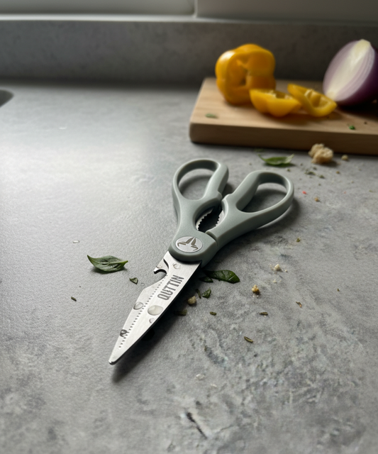 Tijeras de cocina multifunción Quttin Pro-Grip con hojas de acero inoxidable y mango Soft-Touch, utensilio ergonómico para cortar alimentos